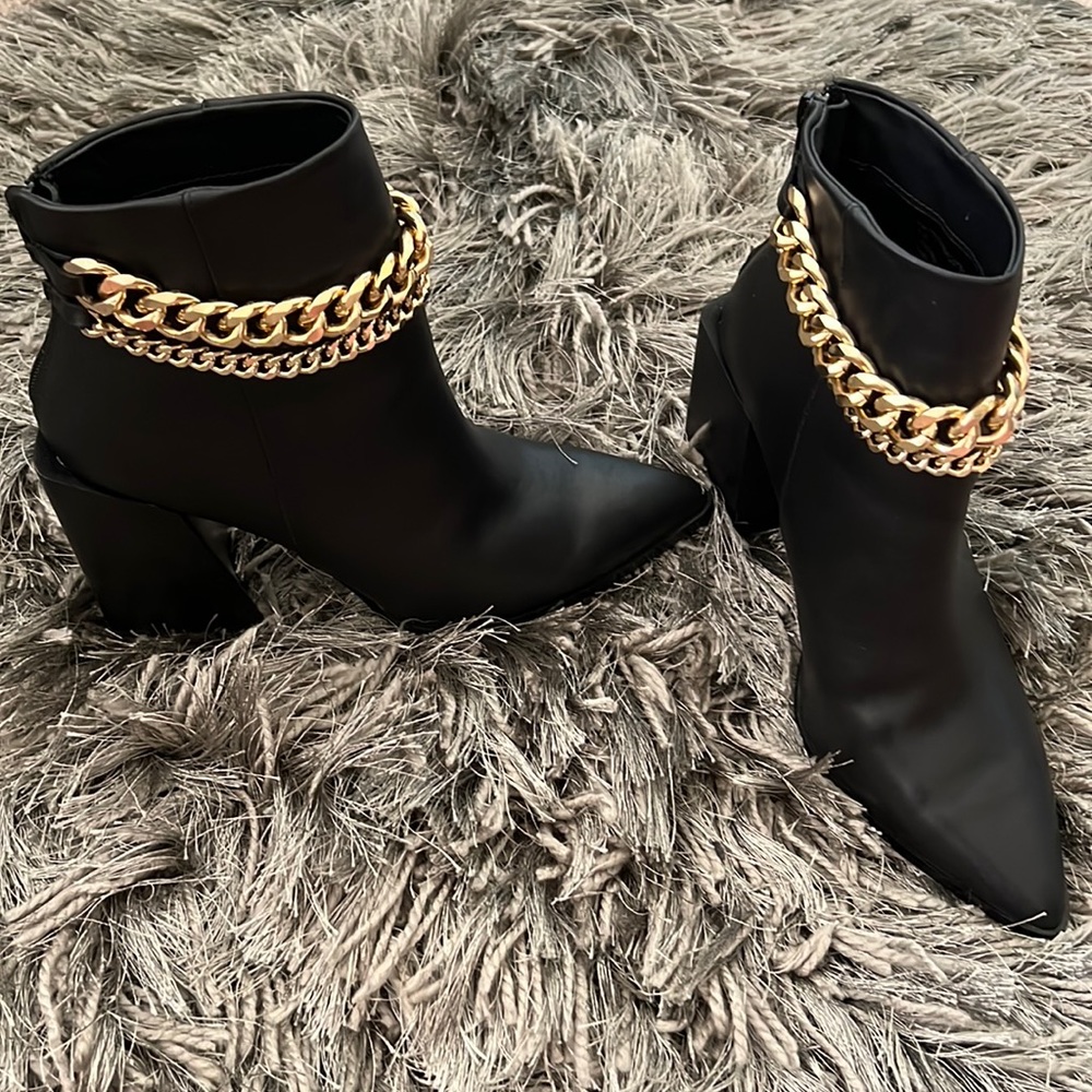 Steve Madden Women's Tryout Chain Booties